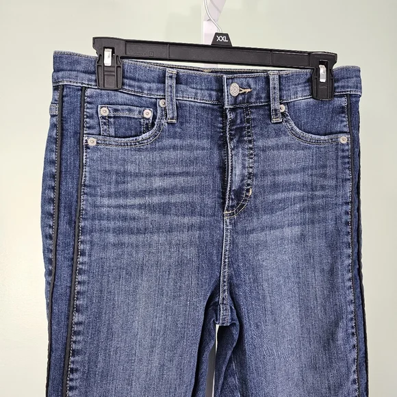 Banana Republic Curvy High Rise Skinny Medium Wash Size 28 /‎ 6 - Picture 2 of 8